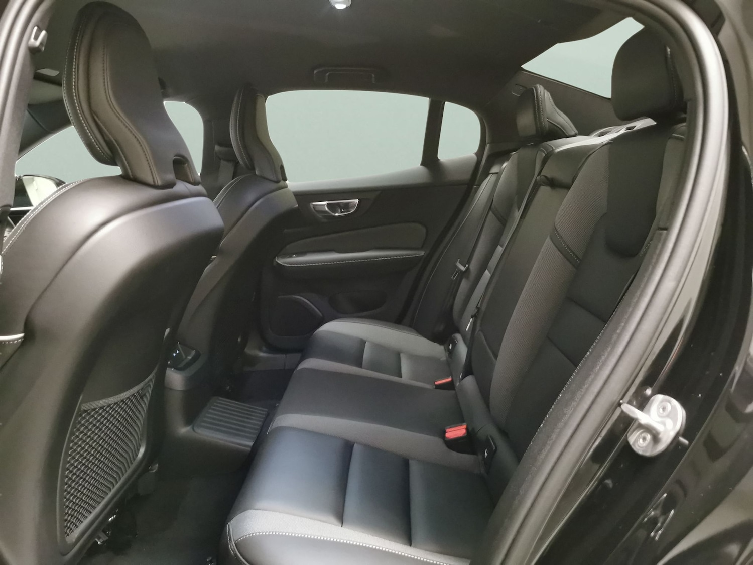 Used Volvo S60 2023 for sale - 78037042: Photo 24