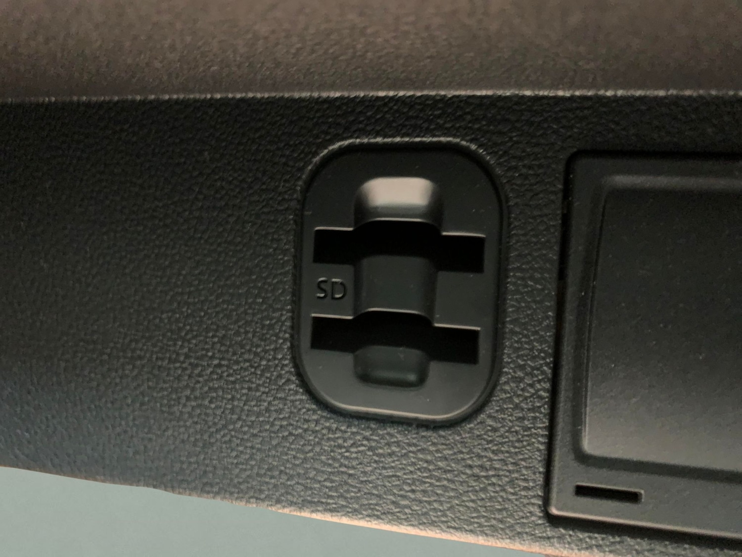 Used Volkswagen T-Roc 2021 for sale - 76534195: Photo 19