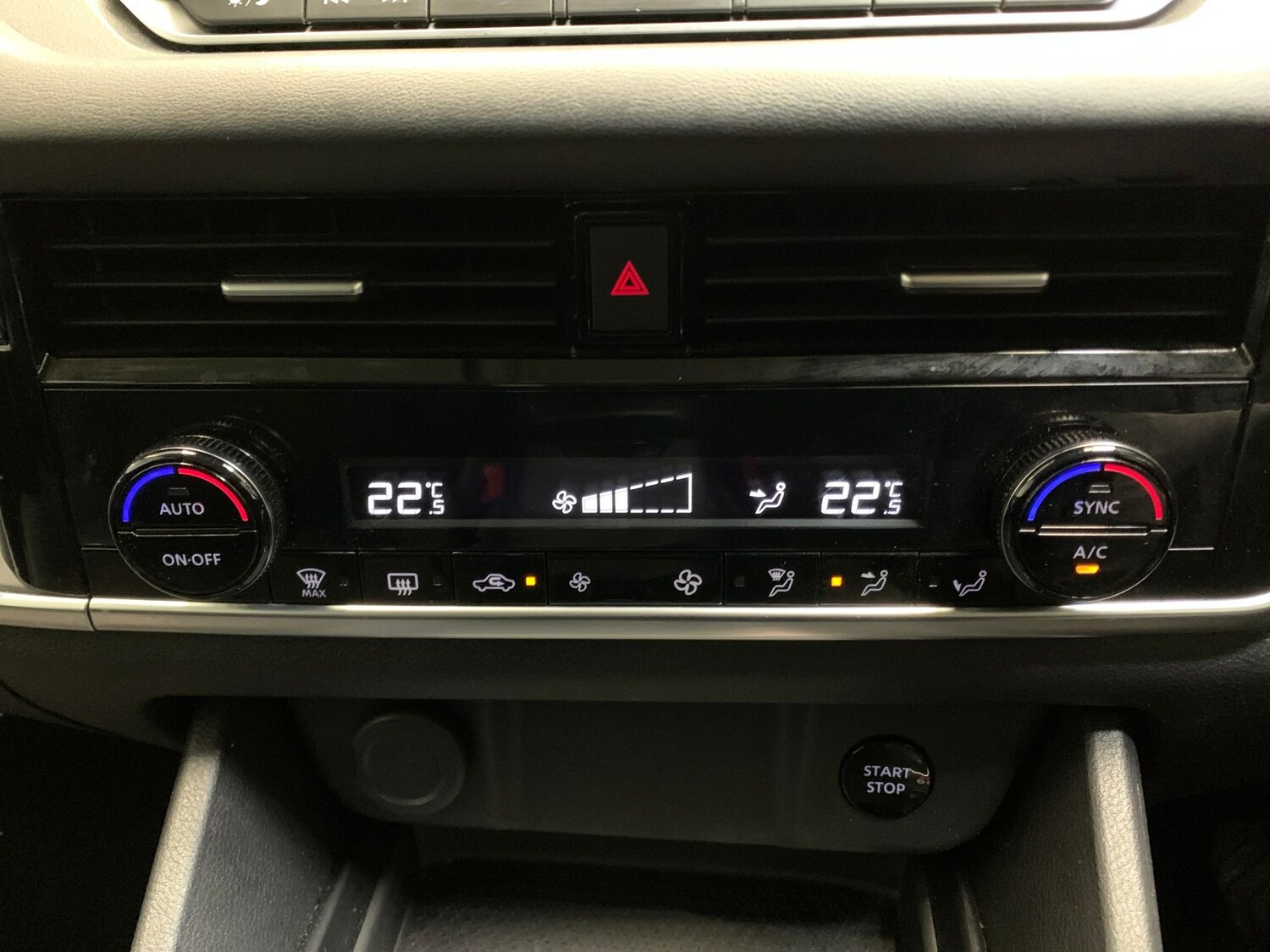 Used Nissan Qashqai 2023 for sale - 77856061: Photo 21