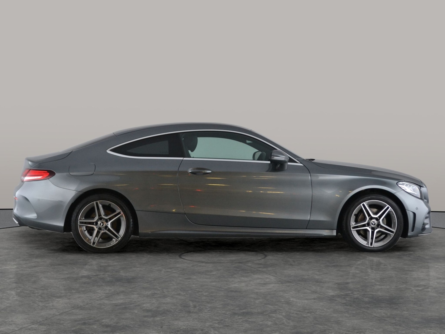 Used Mercedes-Benz C Class 2021 for sale - 76931896: Photo 11