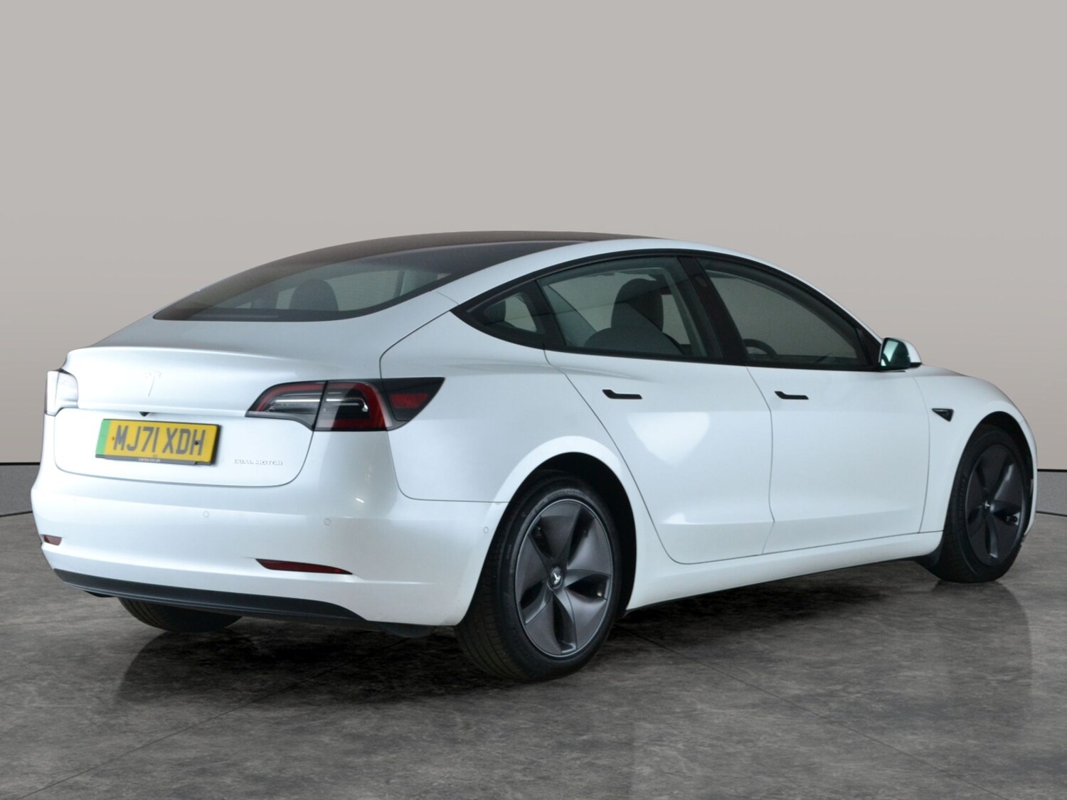 Used Tesla Model 3 2021 for sale - 77856110: Photo 11