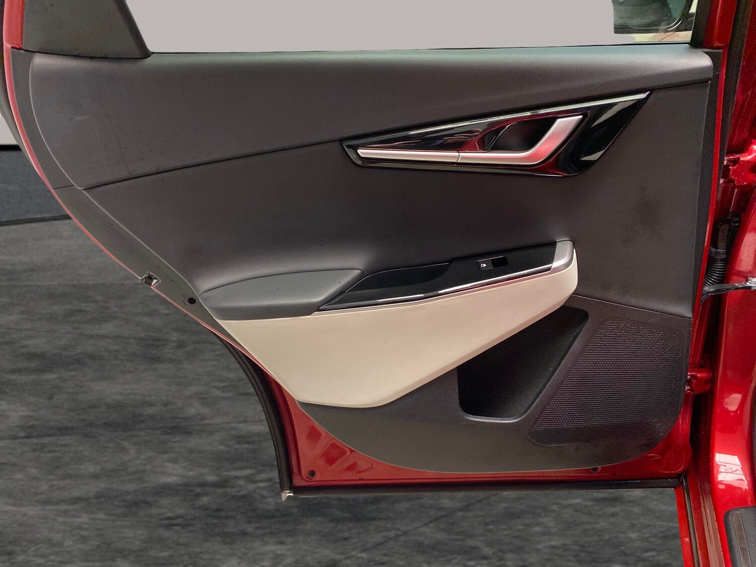 Used Kia EV6 for sale - 78139980: Photo 28