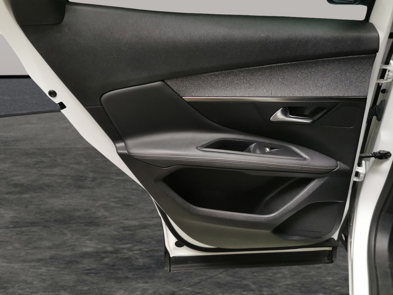 Used Peugeot 3008 2019 for sale - 77848471: Photo 34