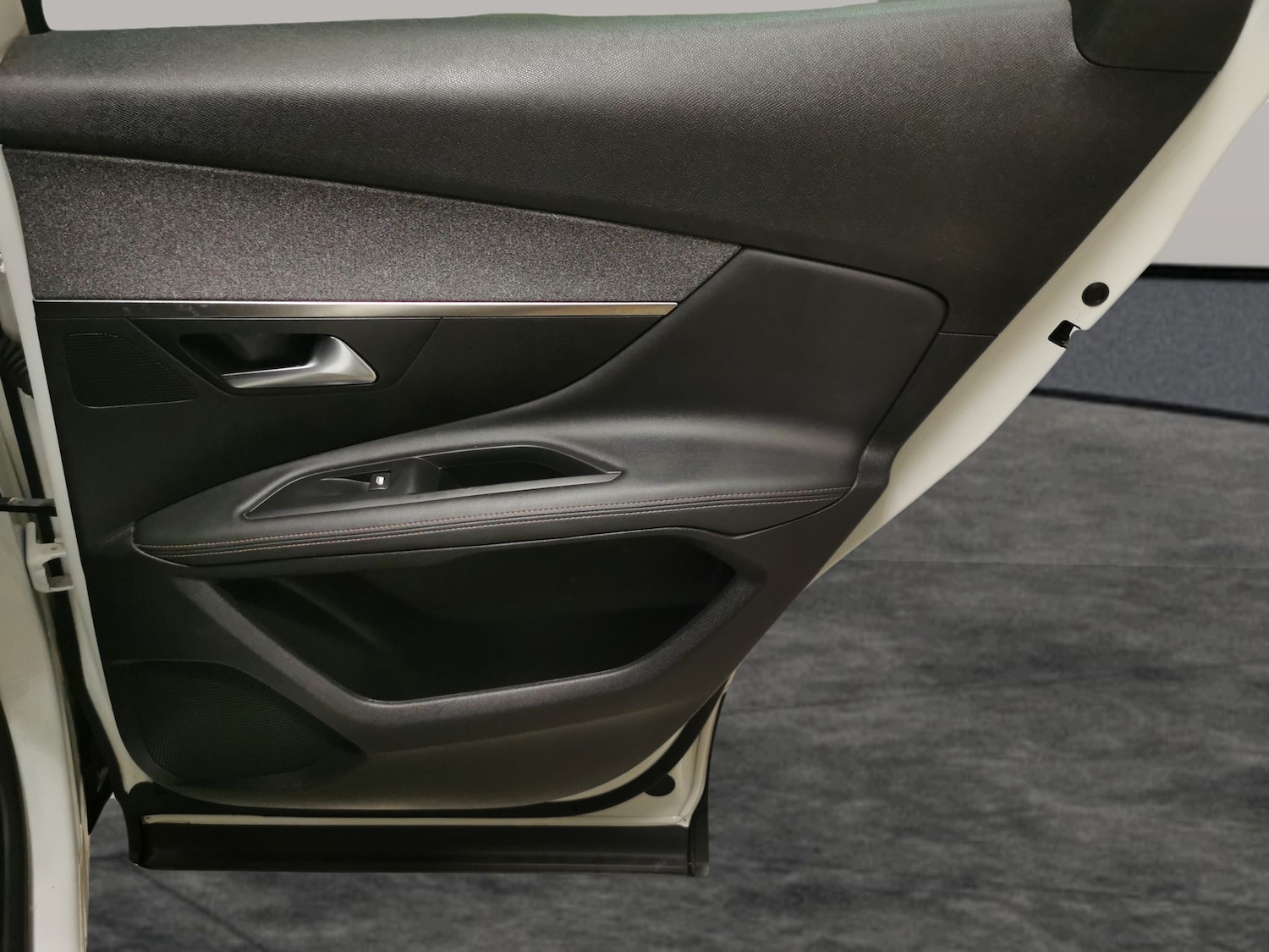 Used Peugeot 3008 2019 for sale - 77848471: Photo 35