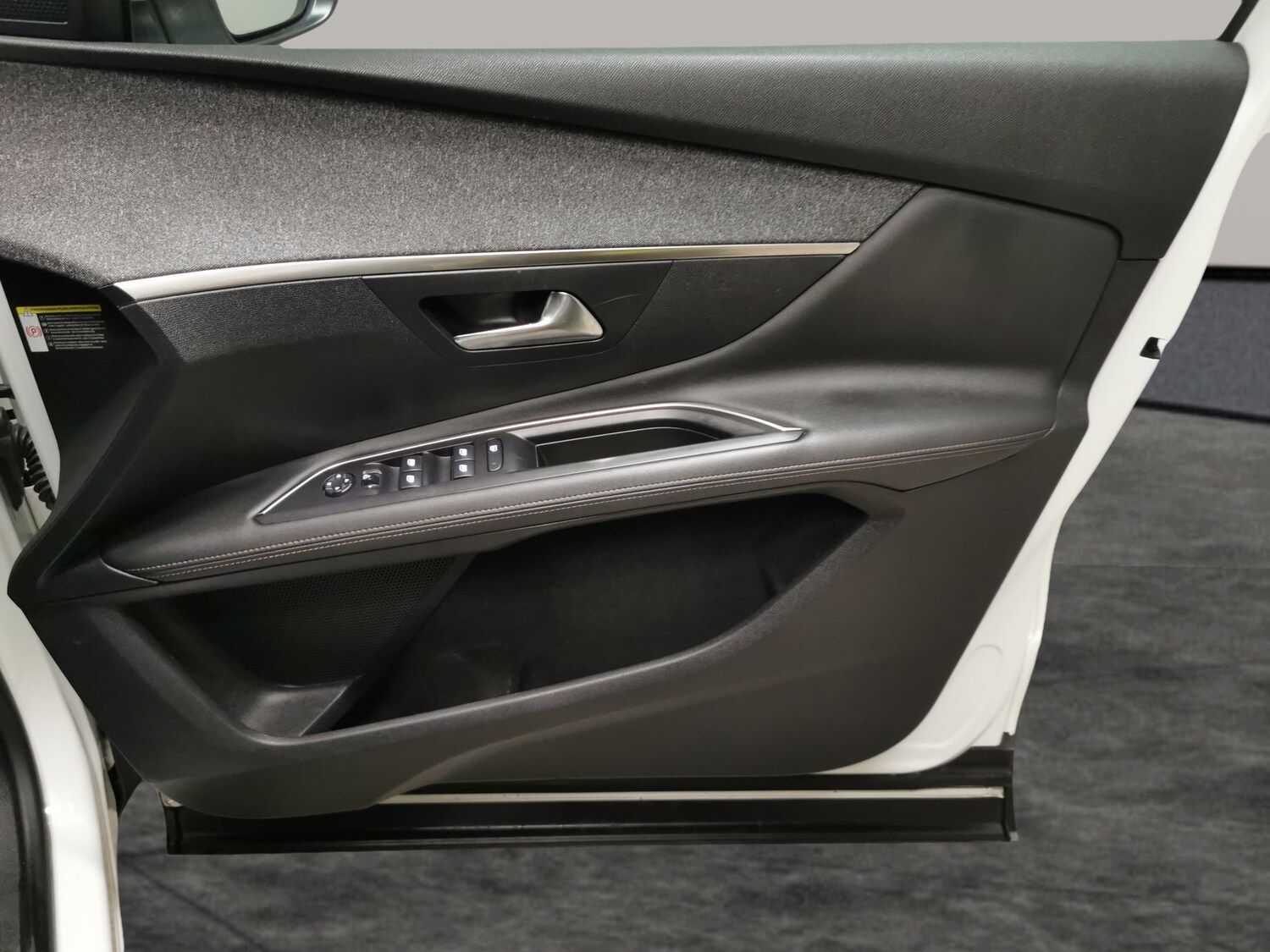 Used Peugeot 3008 2019 for sale - 77848471: Photo 36