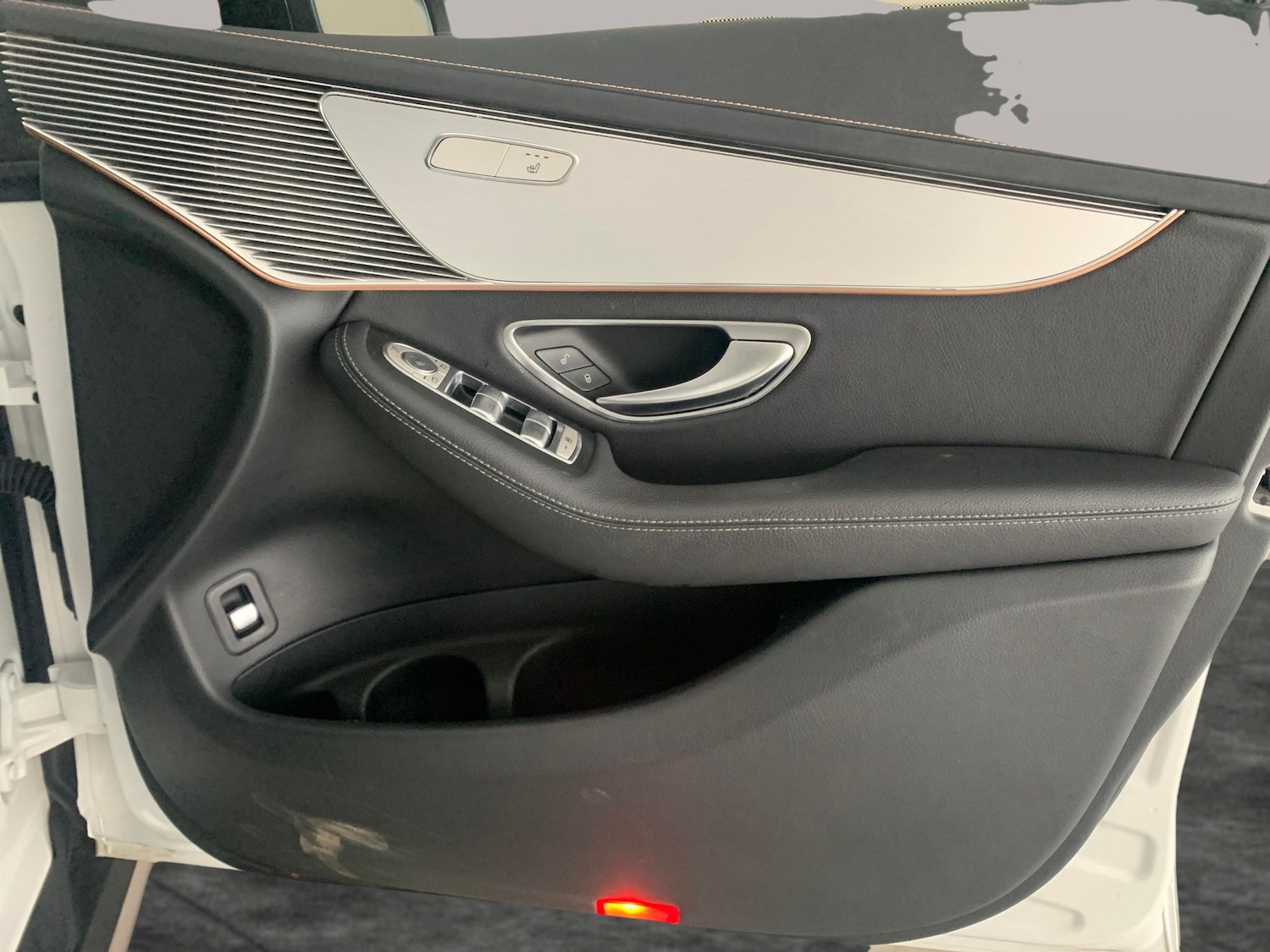 Used Mercedes-Benz EQC 2022 for sale - 77316642: Photo 29