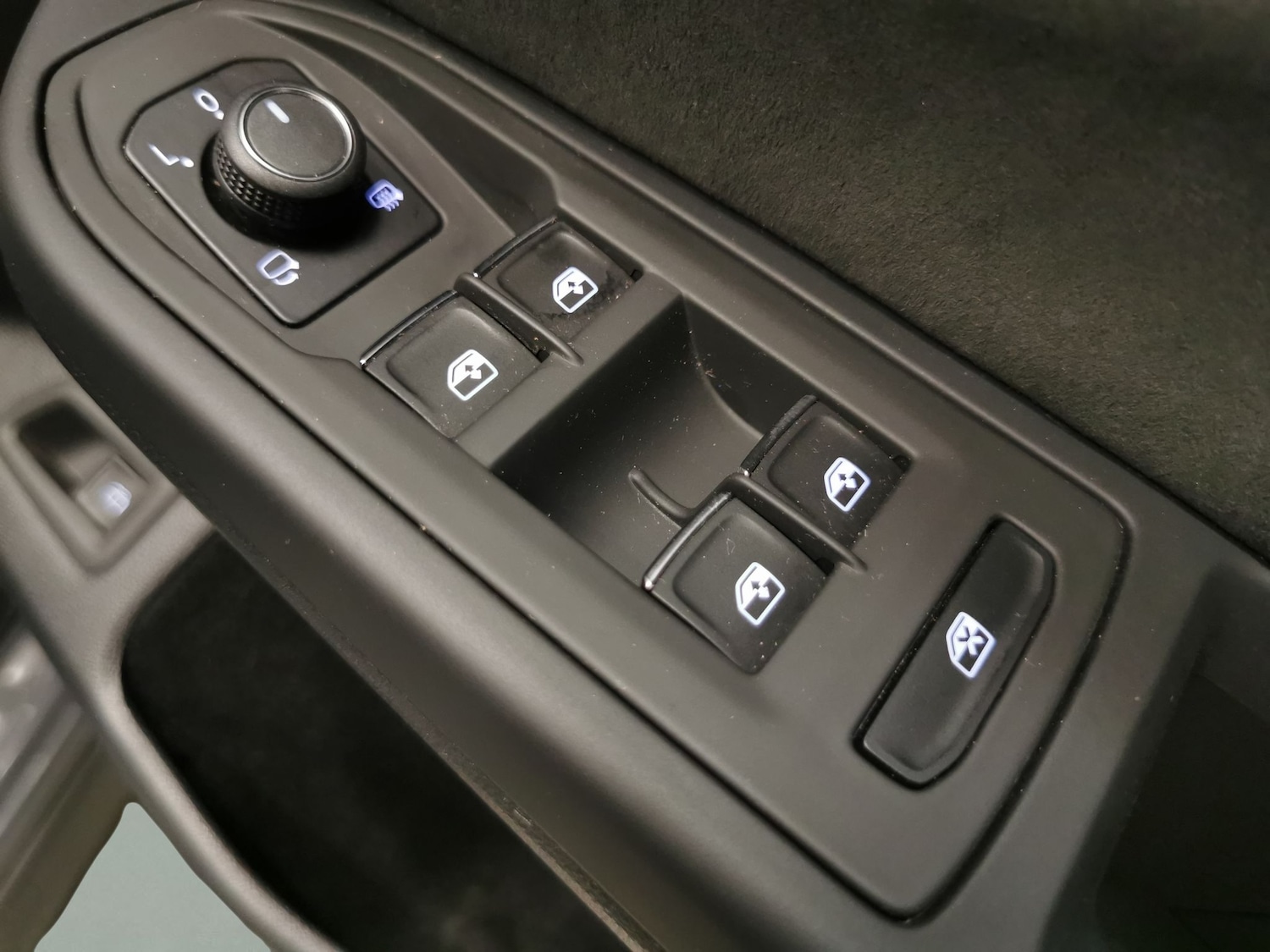 Used Volkswagen Golf 2022 for sale - 76342432: Photo 19