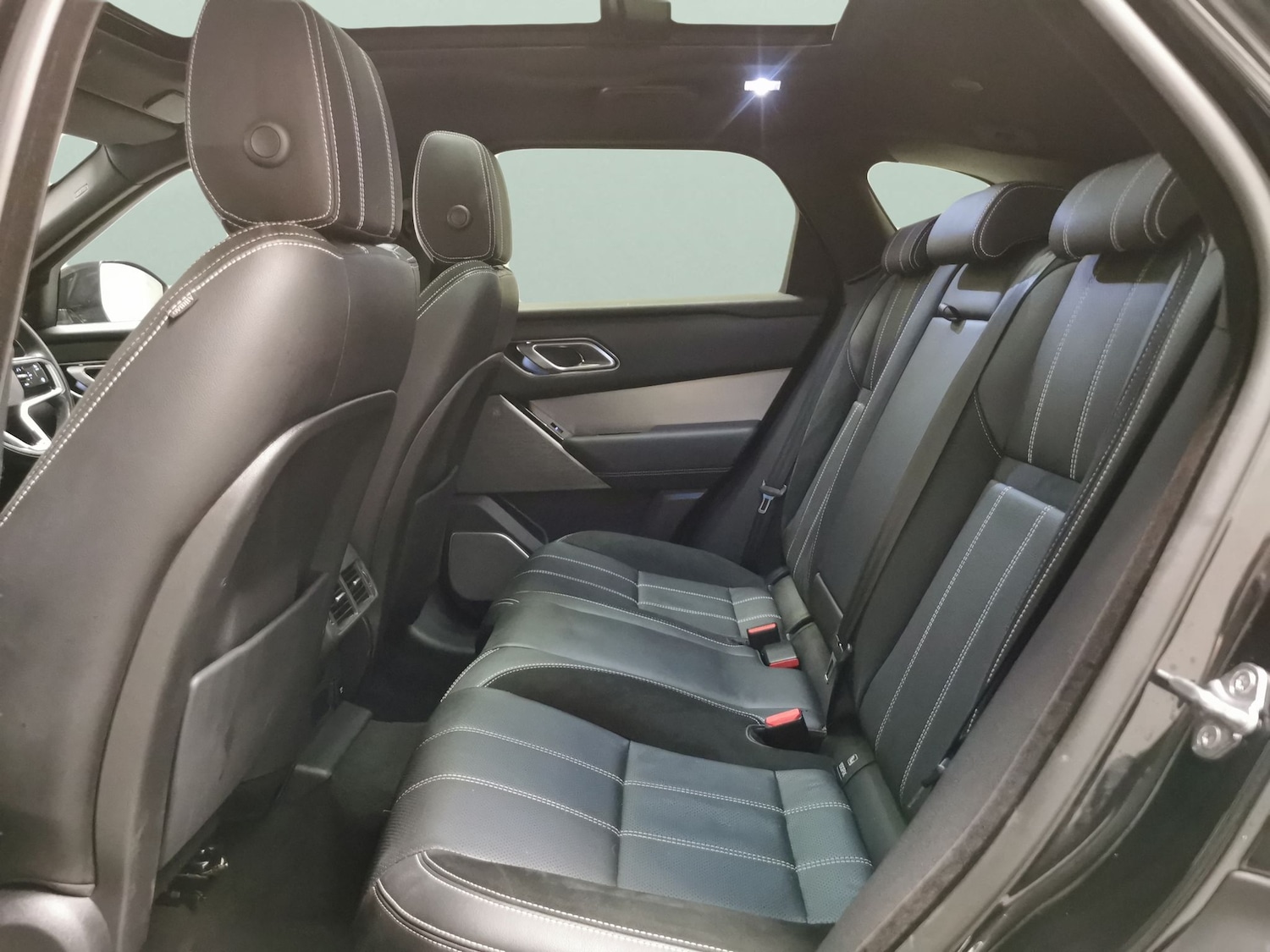 Used Land Rover Range Rover Velar 2021 for sale - 77148972: Photo 30