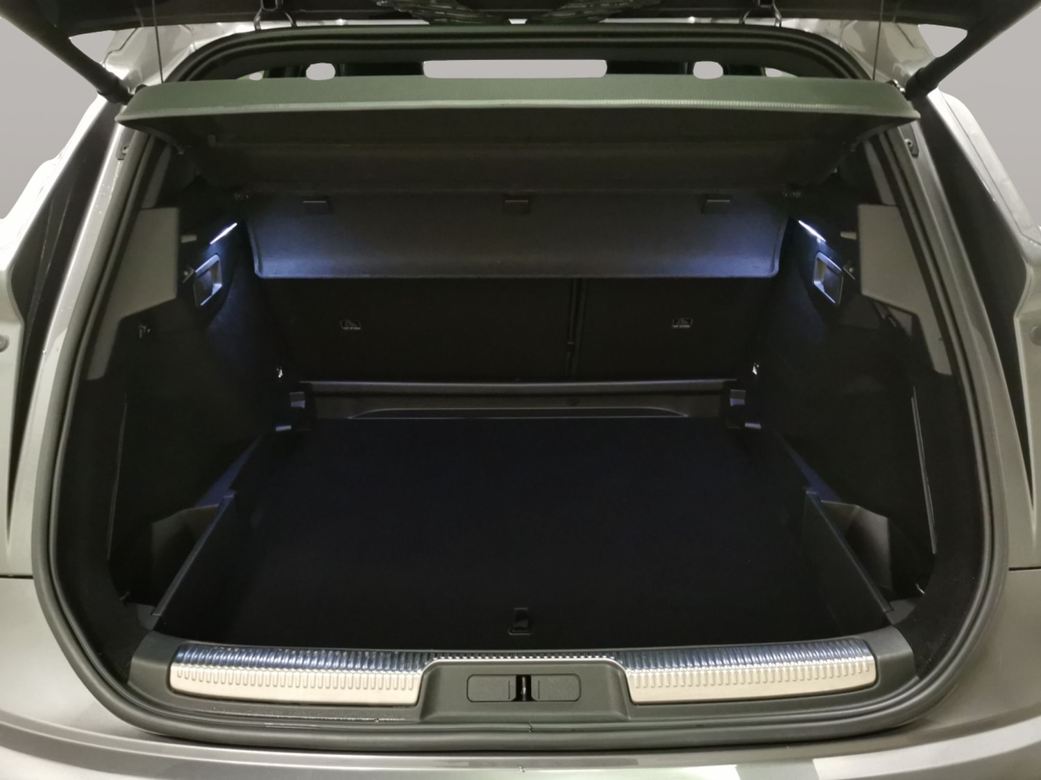 Used DS Automobiles DS 7 Crossback 2021 for sale - 76707047: Photo 30