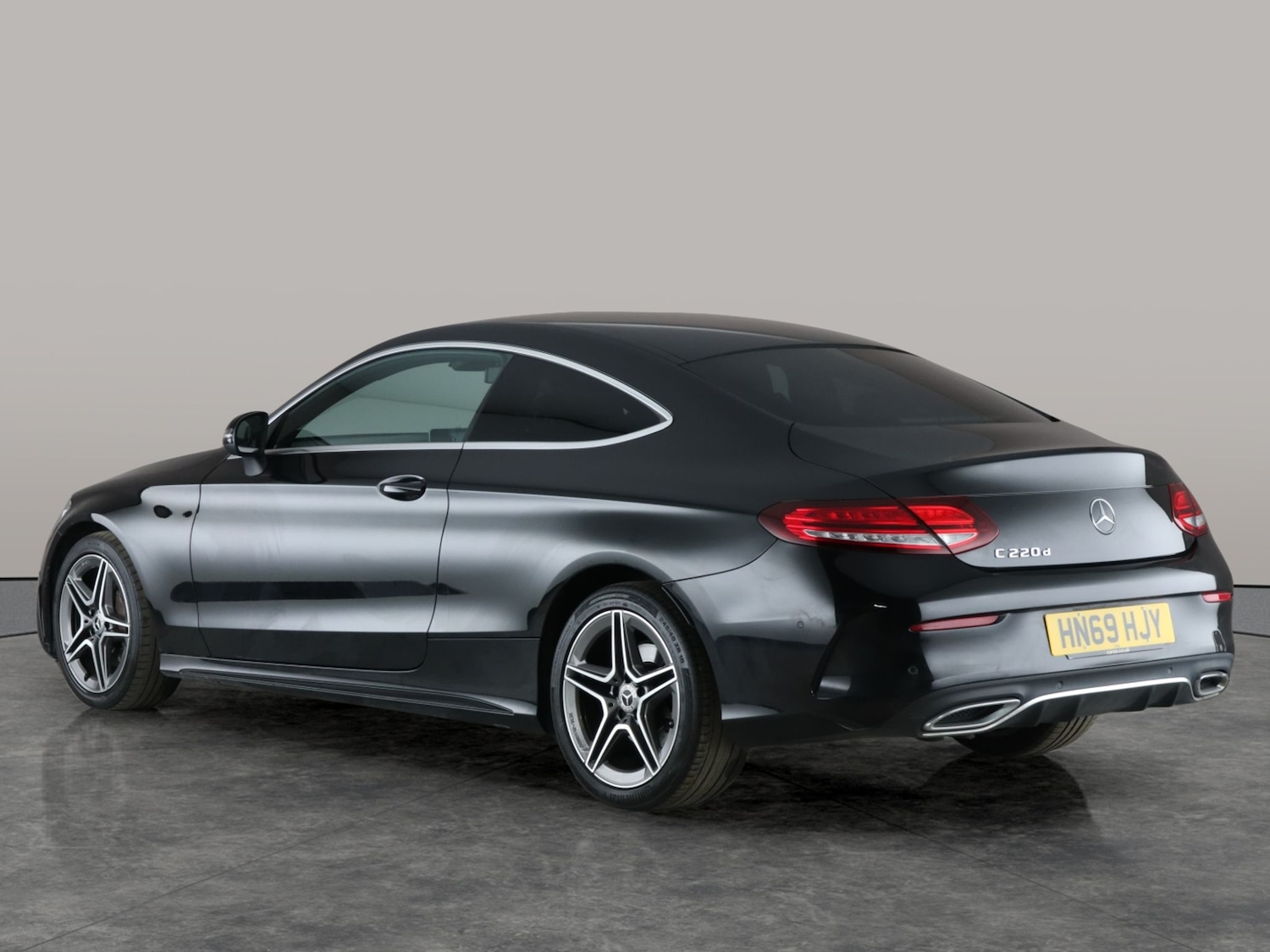 Used Mercedes-Benz C Class 2019 for sale - 76693968: Photo 13