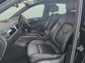 Used Porsche Macan 2024 for sale - 78037048: Photo