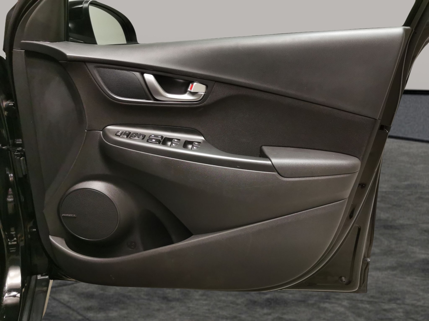 Used Hyundai KONA 2021 for sale - 76505418: Photo 29