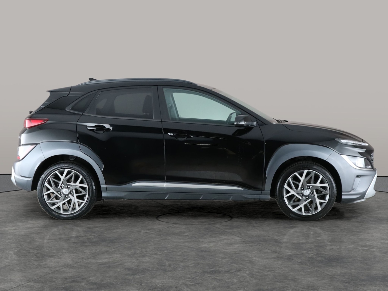 Used Hyundai KONA 2021 for sale - 76505418: Photo 9