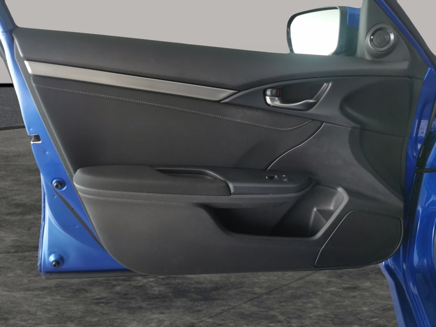 Used Honda Civic 2018 for sale - 76627523: Photo 26