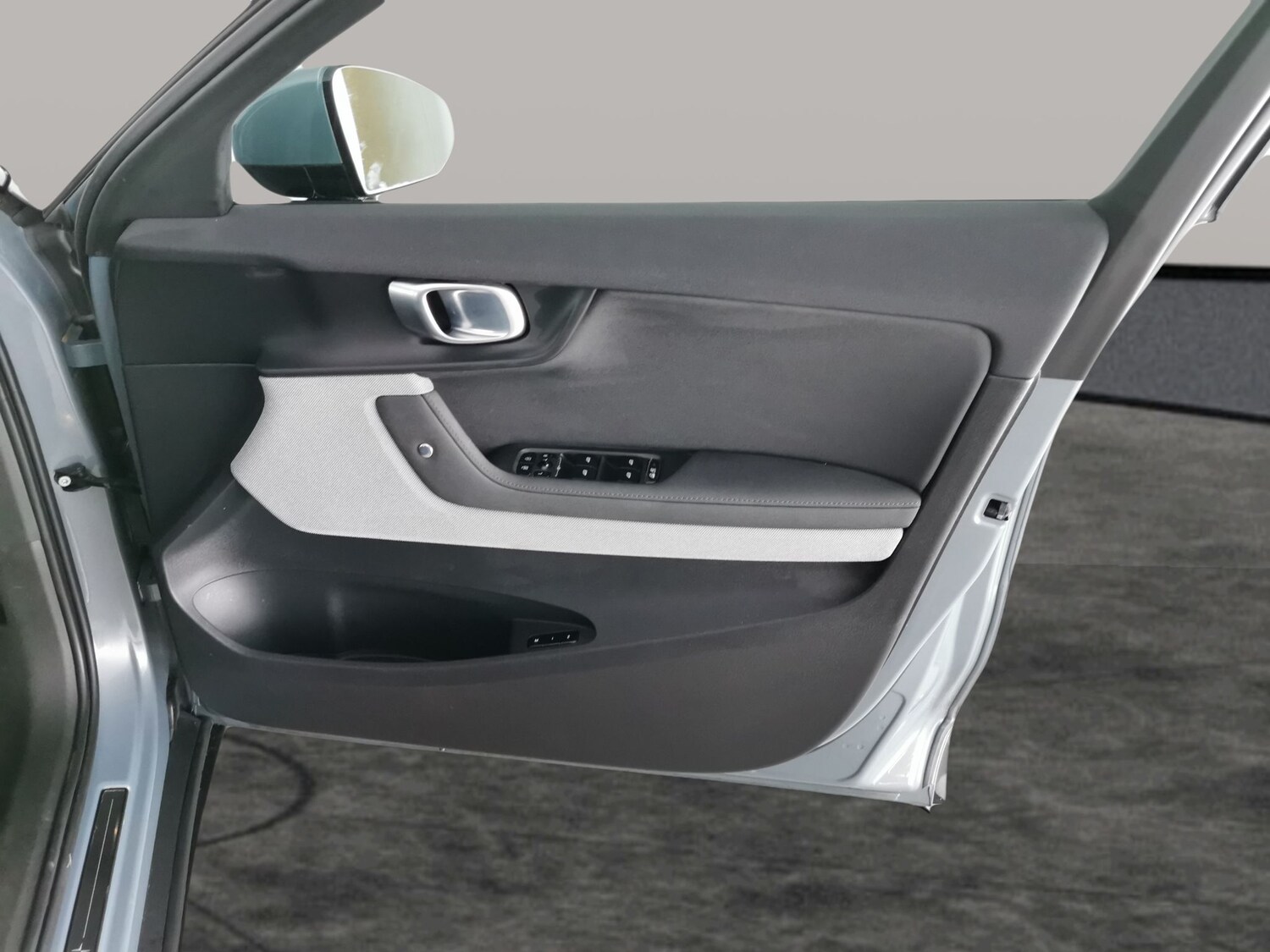 Used Polestar Polestar 2 2023 for sale - 77675979: Photo 30