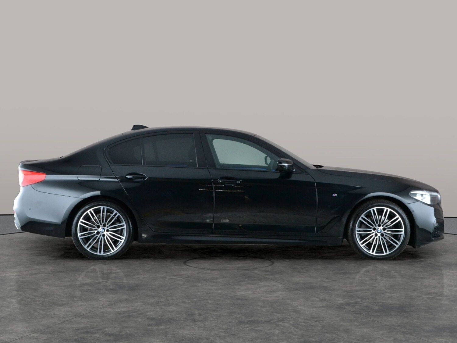 Used BMW 5 Series 2020 for sale - 77443135: Photo 10