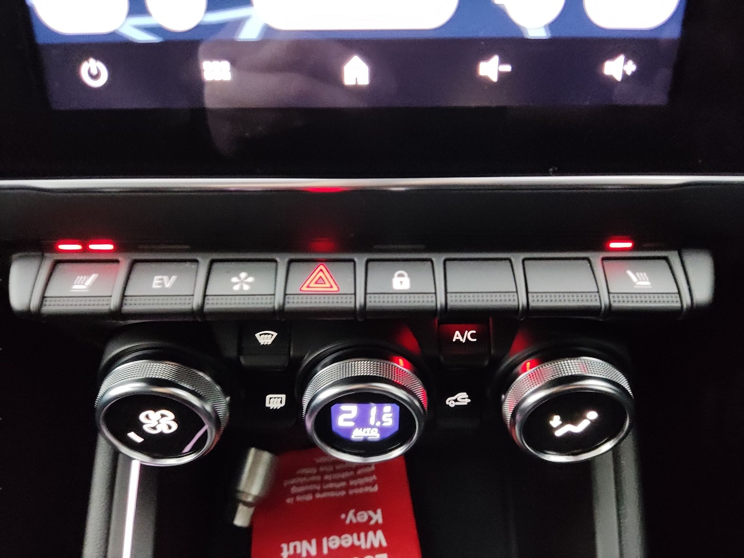 Used Renault Clio 2024 for sale - 78166784: Photo 22