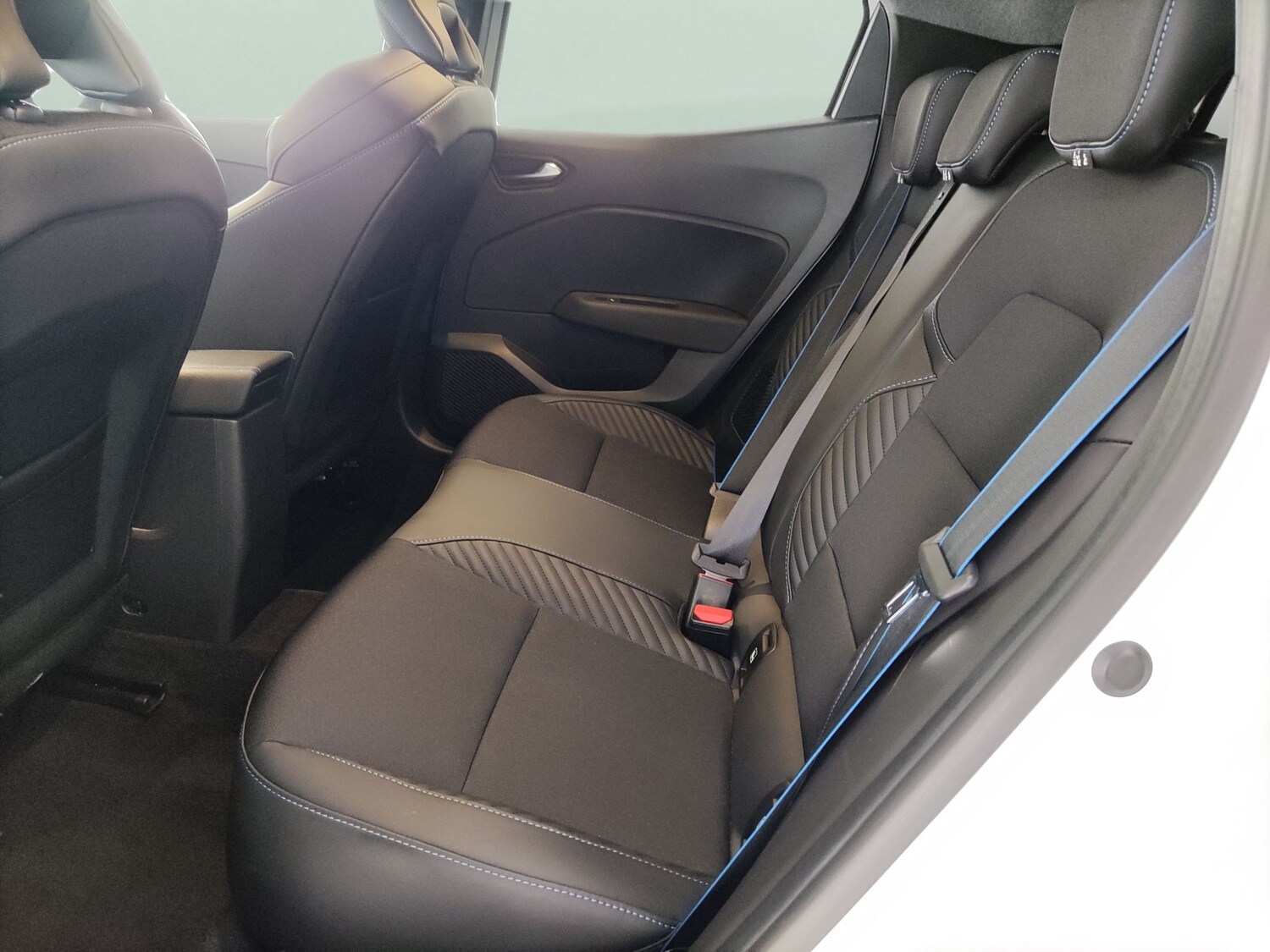 Used Renault Clio 2024 for sale - 78166784: Photo 31