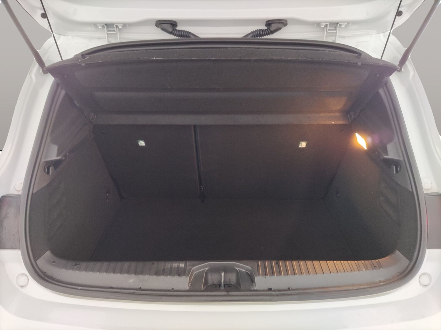 Used Renault Clio 2024 for sale - 78166784: Photo 36