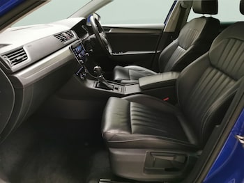 Used Skoda Superb 2021 for sale - 77706527: Photo