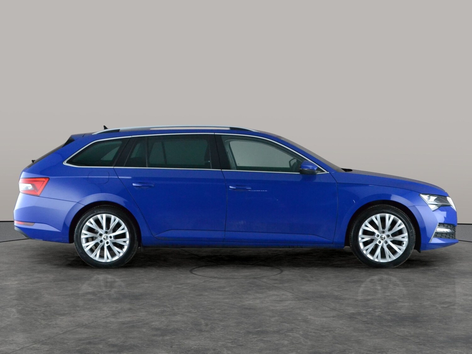 Used Skoda Superb 2021 for sale - 77706527: Photo 8