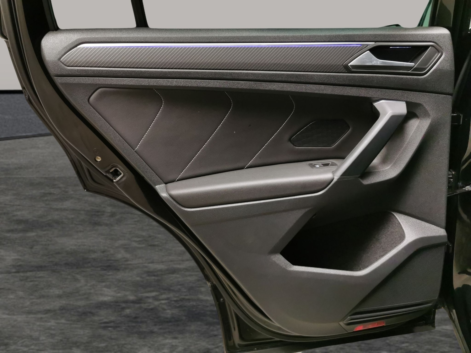 Used Volkswagen Tiguan 2023 for sale - 76980352: Photo 26