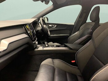 Used Volvo XC60 2022 for sale - 75221485: Photo