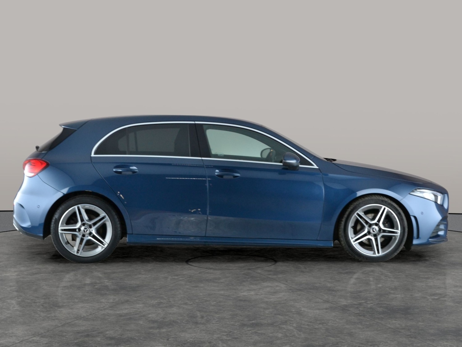 Used Mercedes-Benz A-Class 2020 for sale - 77047967: Photo 9