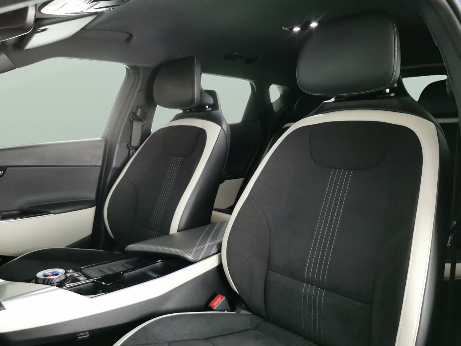 Used Kia EV6 2023 for sale - 77350928: Photo 14