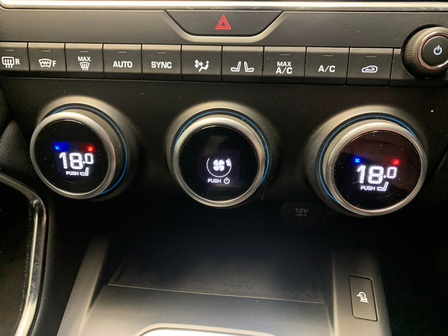 Used Jaguar E-Pace 2019 for sale - 77688703: Photo 17