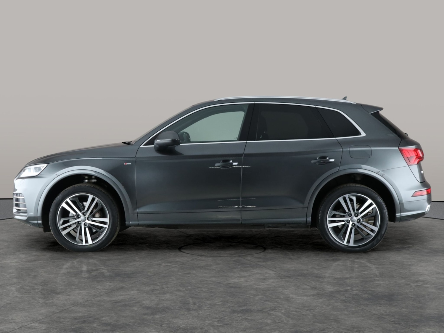 Used Audi Q5 2020 for sale - 76773722: Photo 13
