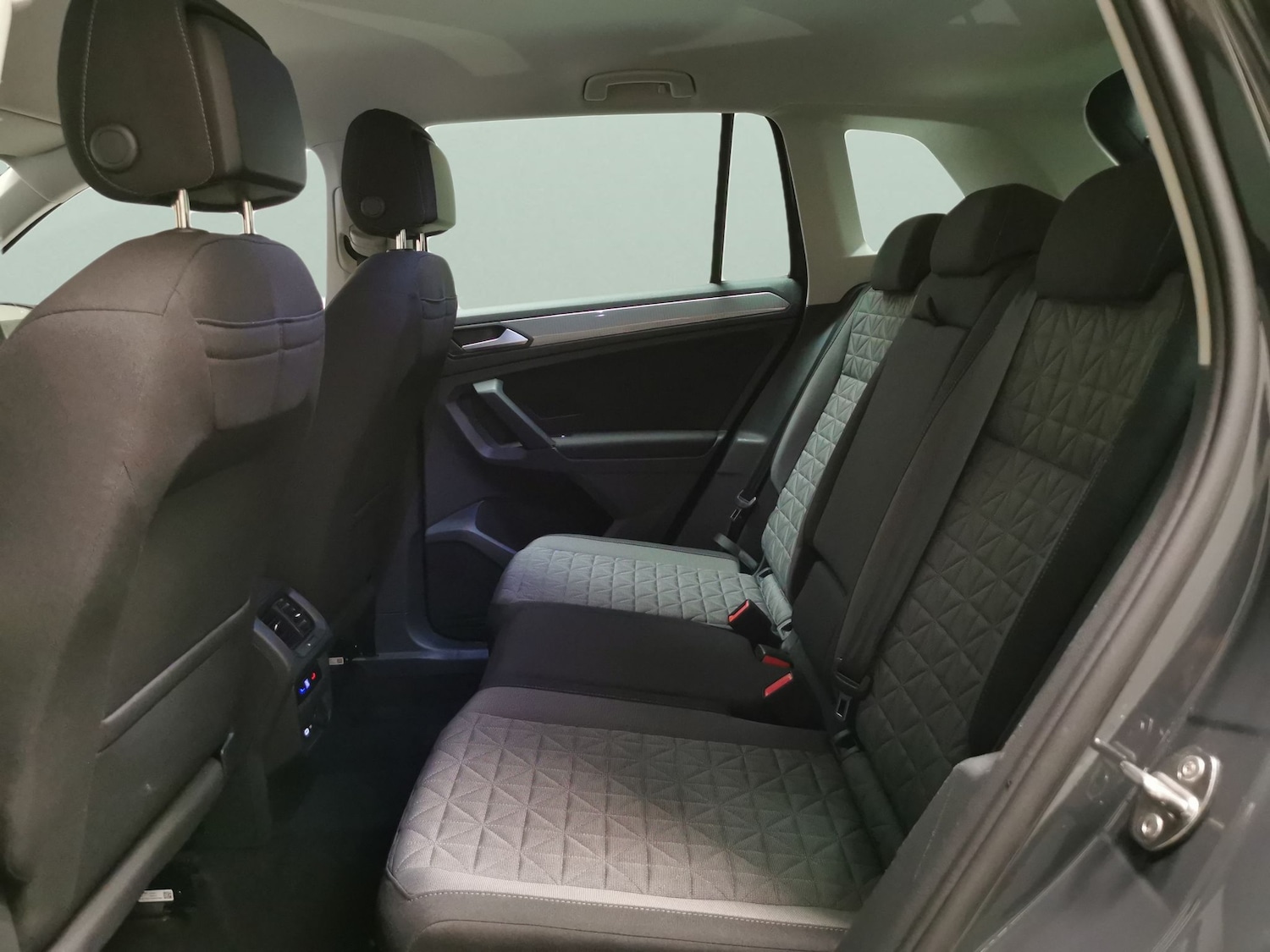 Used Volkswagen Tiguan 2022 for sale - 77165668: Photo 24