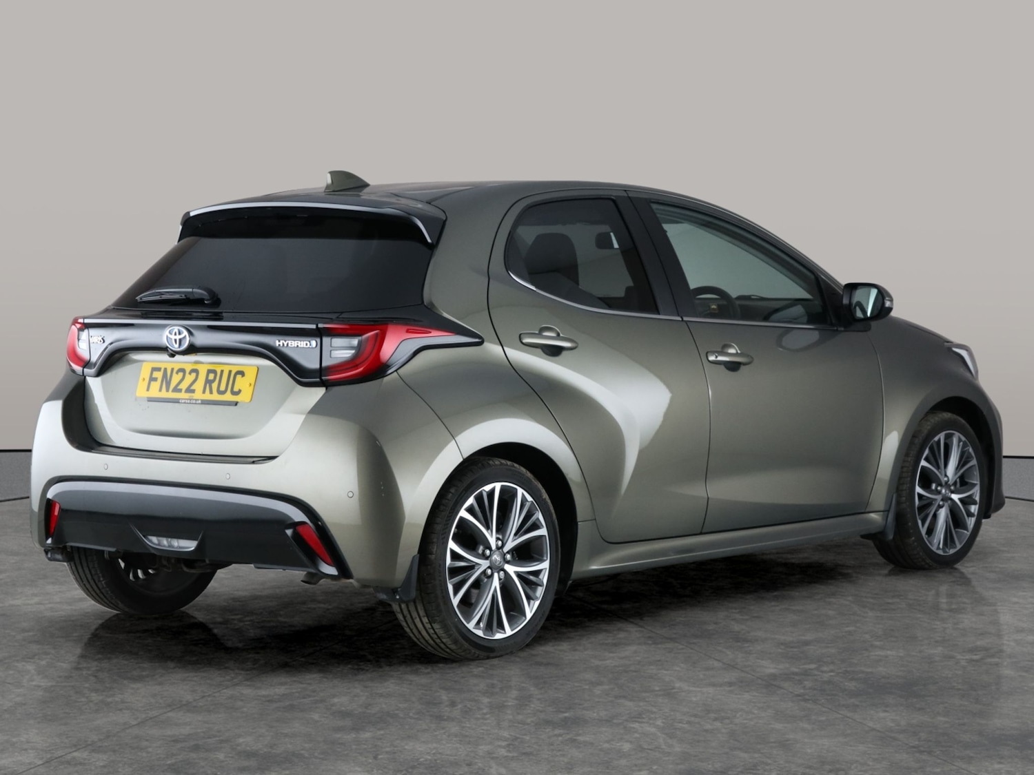 Used Toyota Yaris 2022 for sale - 76980513: Photo 10