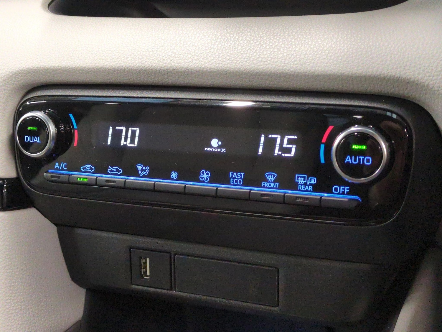 Used Toyota Yaris 2022 for sale - 76980513: Photo 20