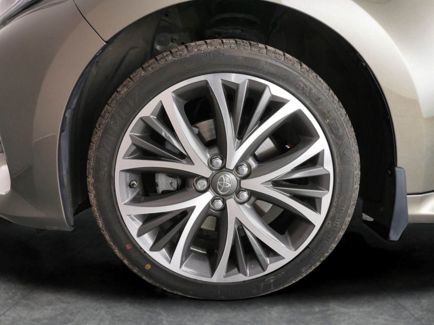 Used Toyota Yaris 2022 for sale - 76980513: Photo 23