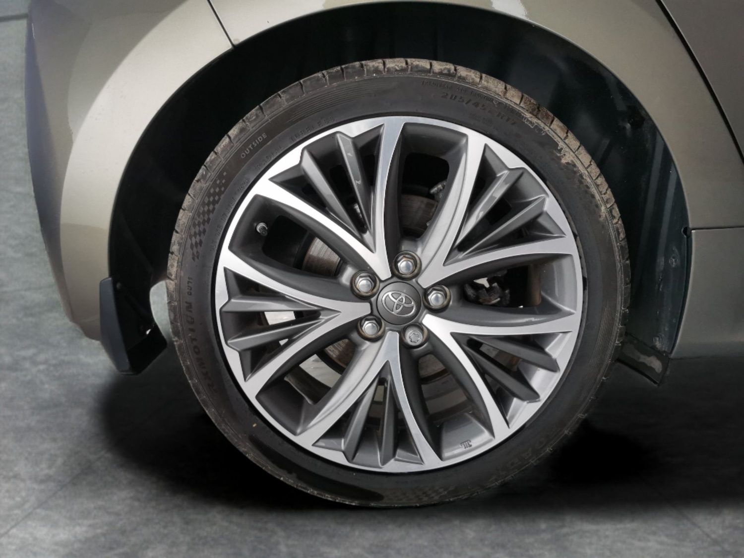 Used Toyota Yaris 2022 for sale - 76980513: Photo 25