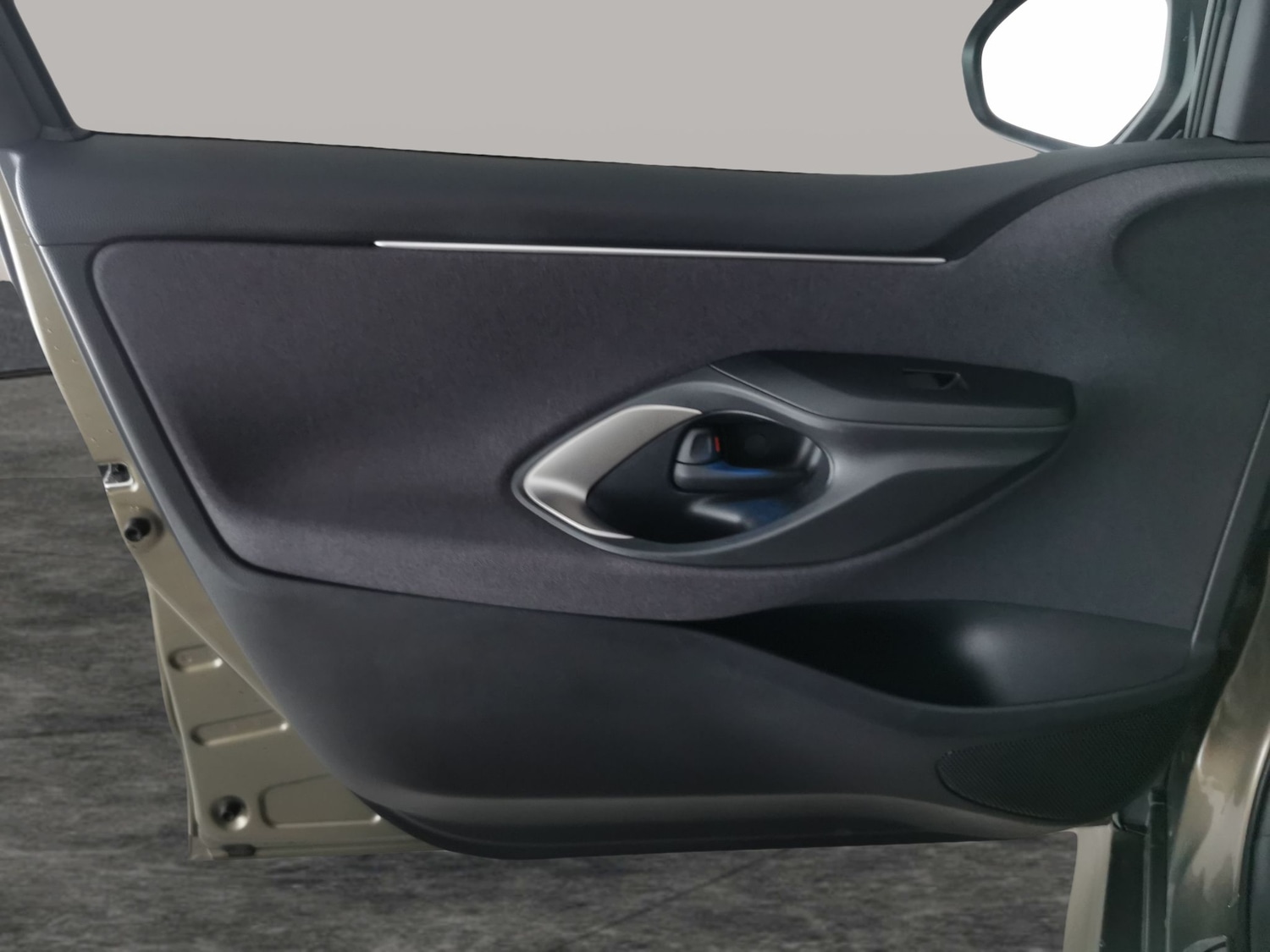 Used Toyota Yaris 2022 for sale - 76980513: Photo 32