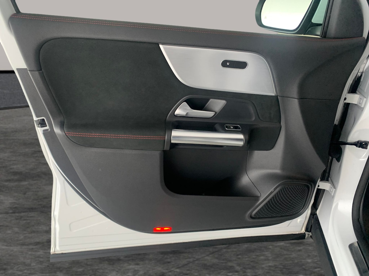 Used Mercedes-Benz EQA 2021 for sale - 76773825: Photo 32