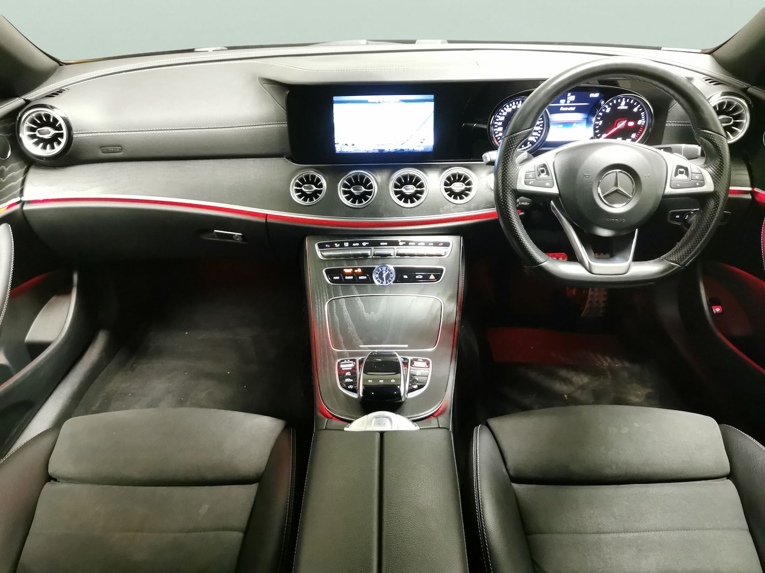 Used Mercedes-Benz E Class 2018 for sale - 76464224: Photo 11