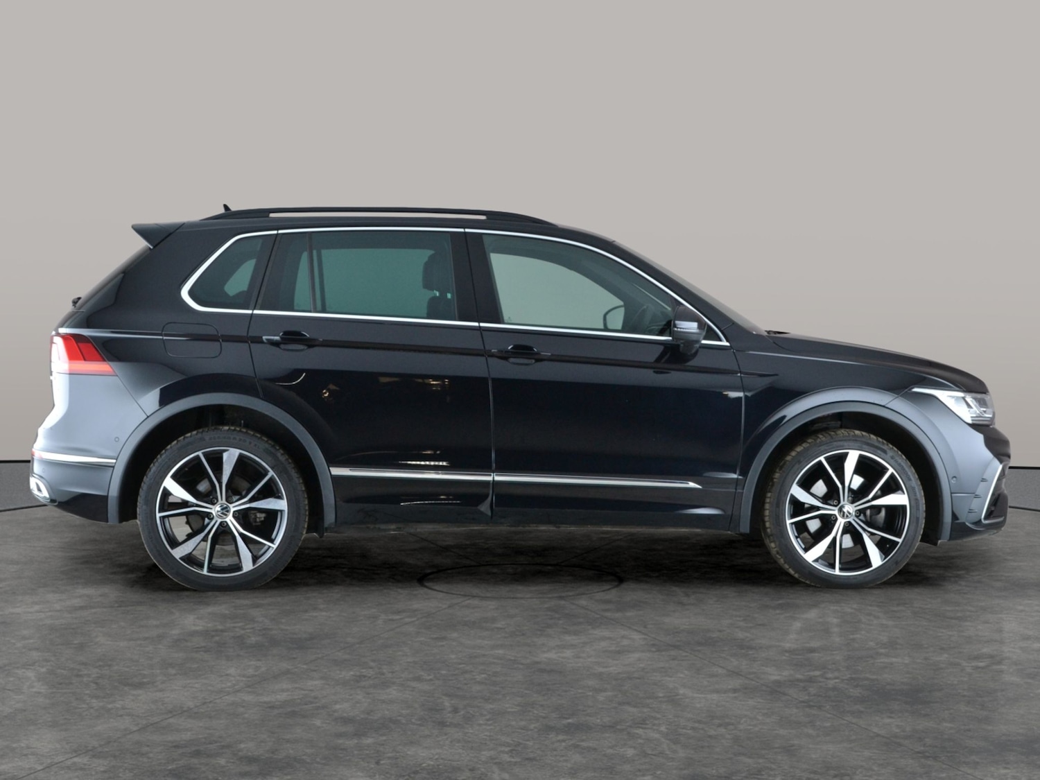 Used Volkswagen Tiguan 2022 for sale - 77095526: Photo 8