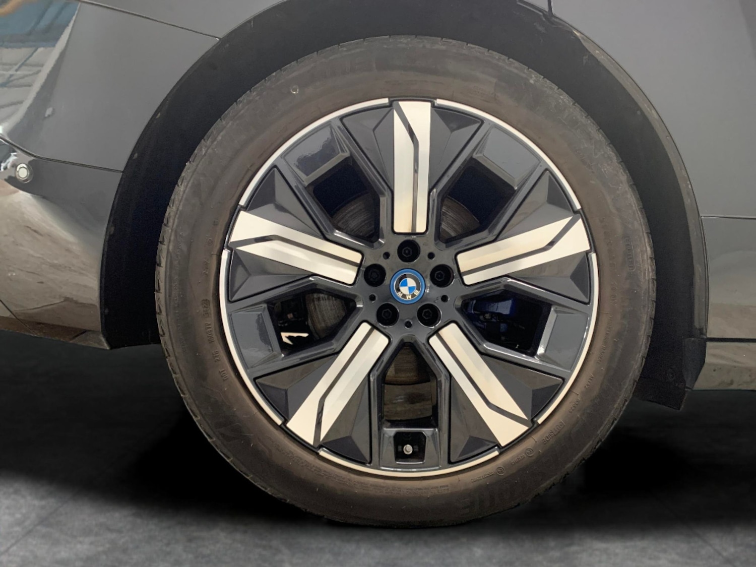 Used BMW iX 2022 for sale - 76901835: Photo 25