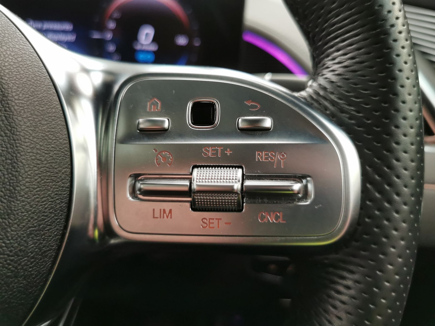 Used Mercedes-Benz EQC 2022 for sale - 76587798: Photo 24