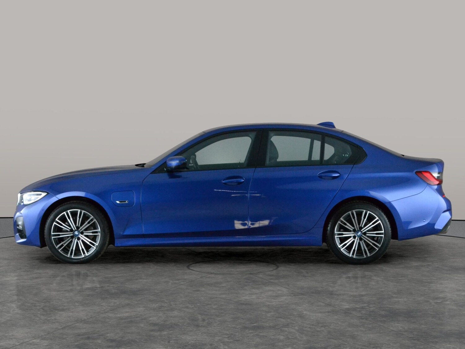 Used BMW 3 Series 2022 for sale - 77983210: Photo 14