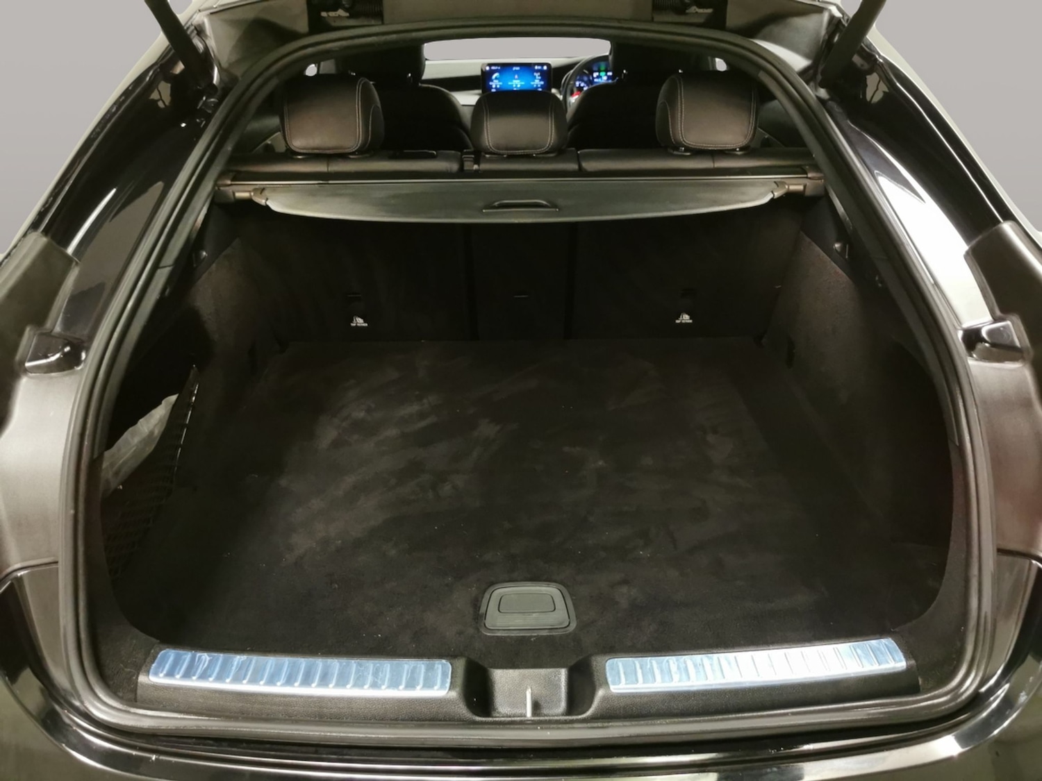 Used Mercedes-Benz GLC 2022 for sale - 77631071: Photo 32