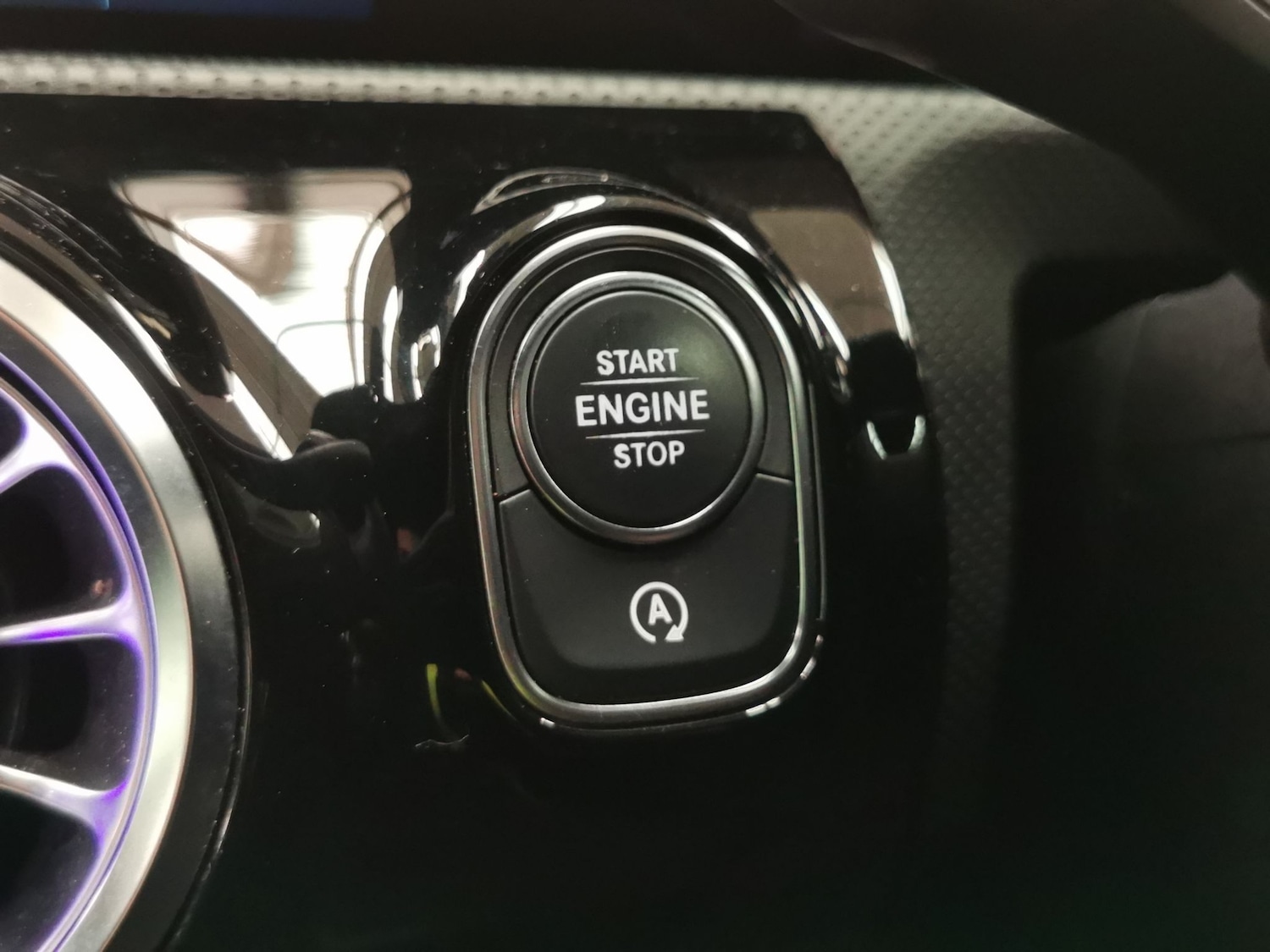 Used Mercedes-Benz A-Class 2018 for sale - 76518373: Photo 18