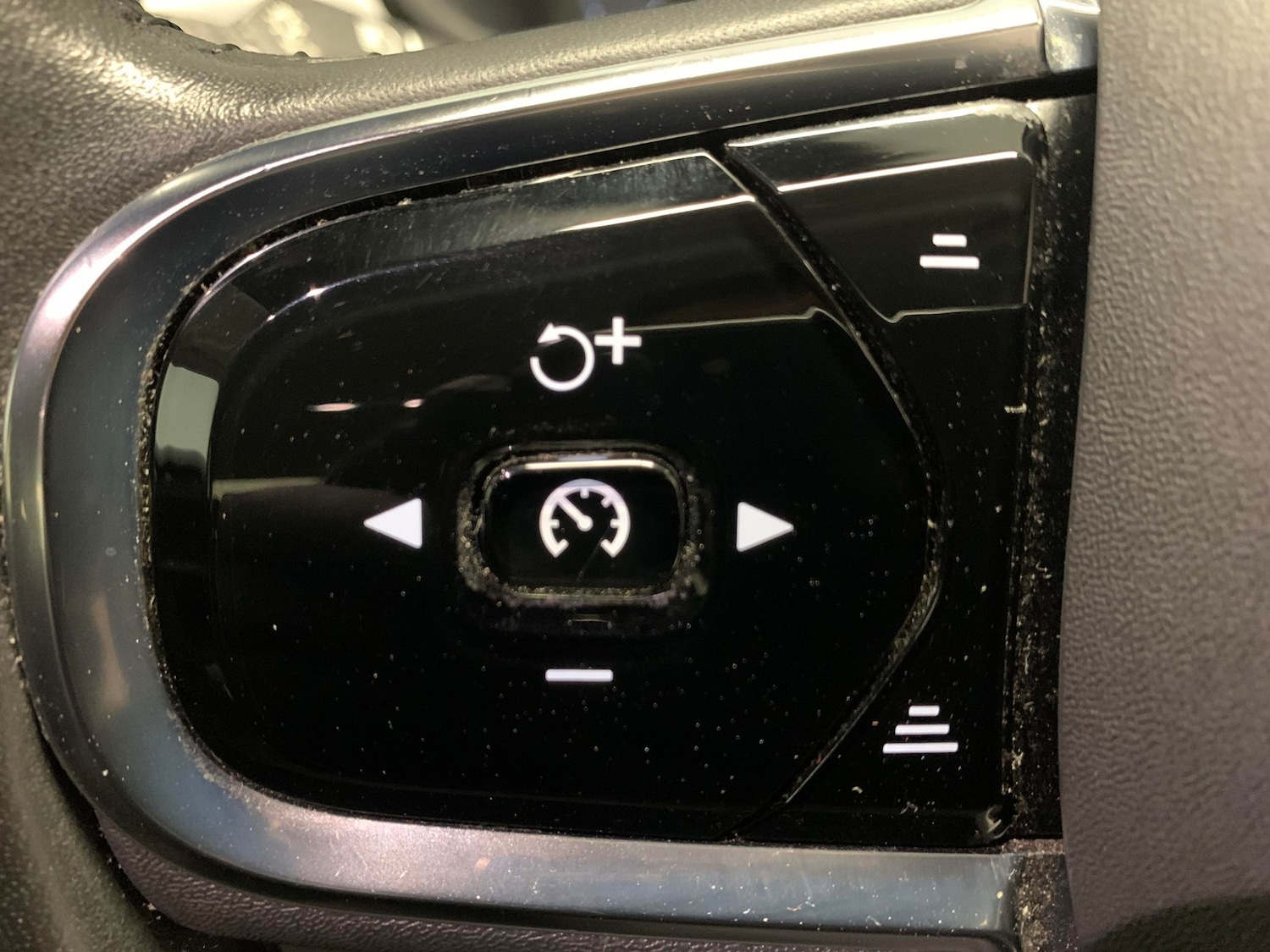 Used Volvo S90 2020 for sale - 76342465: Photo 24