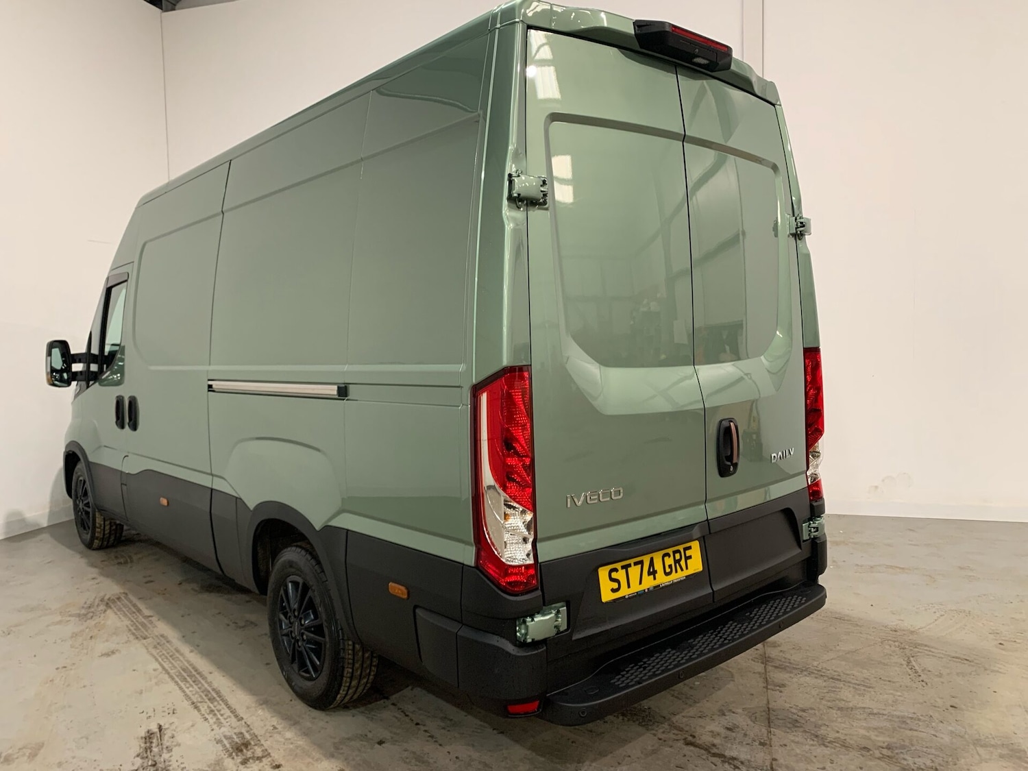 Used Iveco Daily 2024 for sale - 77399604: Photo 6