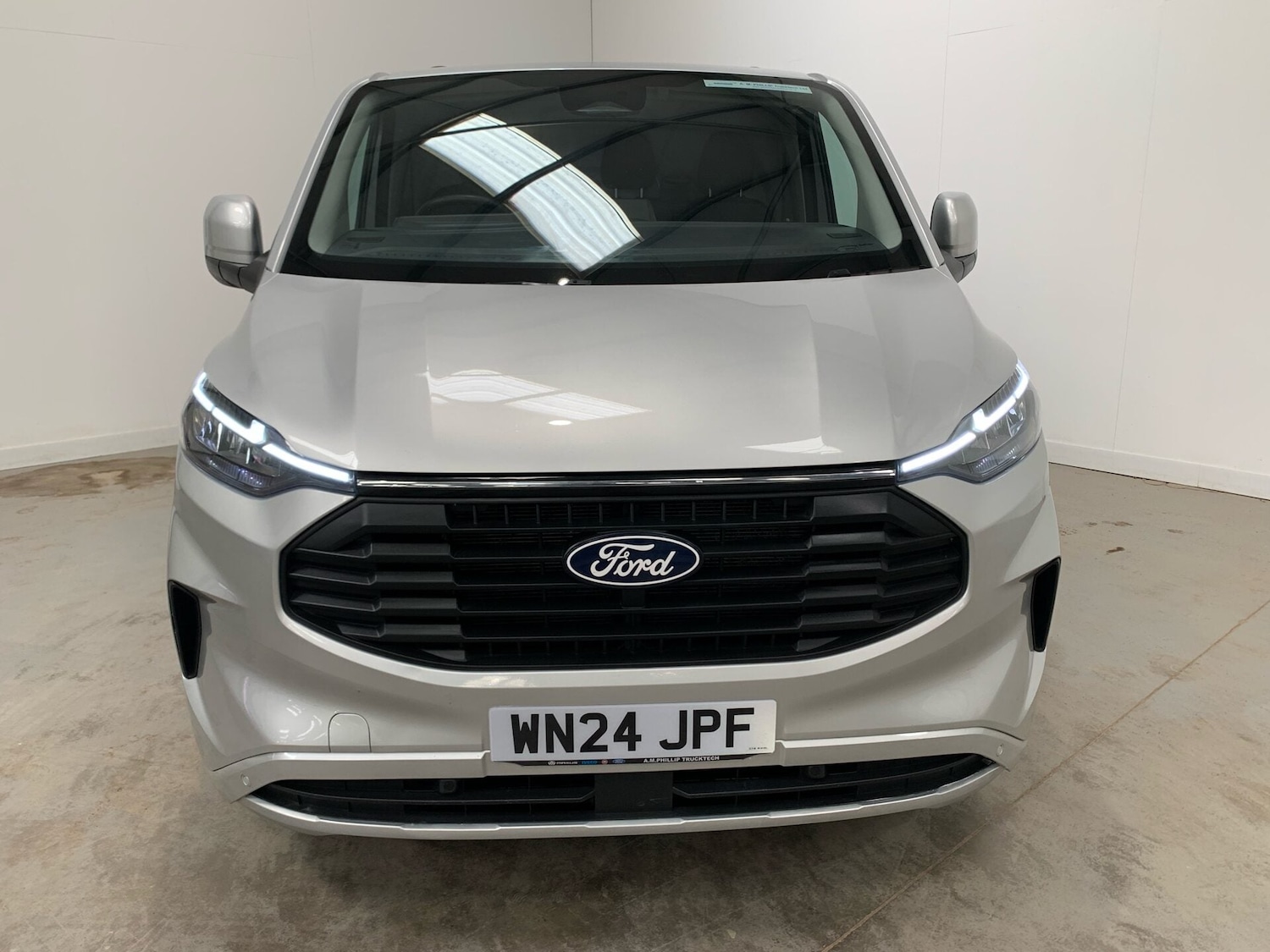 Used Ford Transit Custom 2024 for sale - 77138737: Photo 2