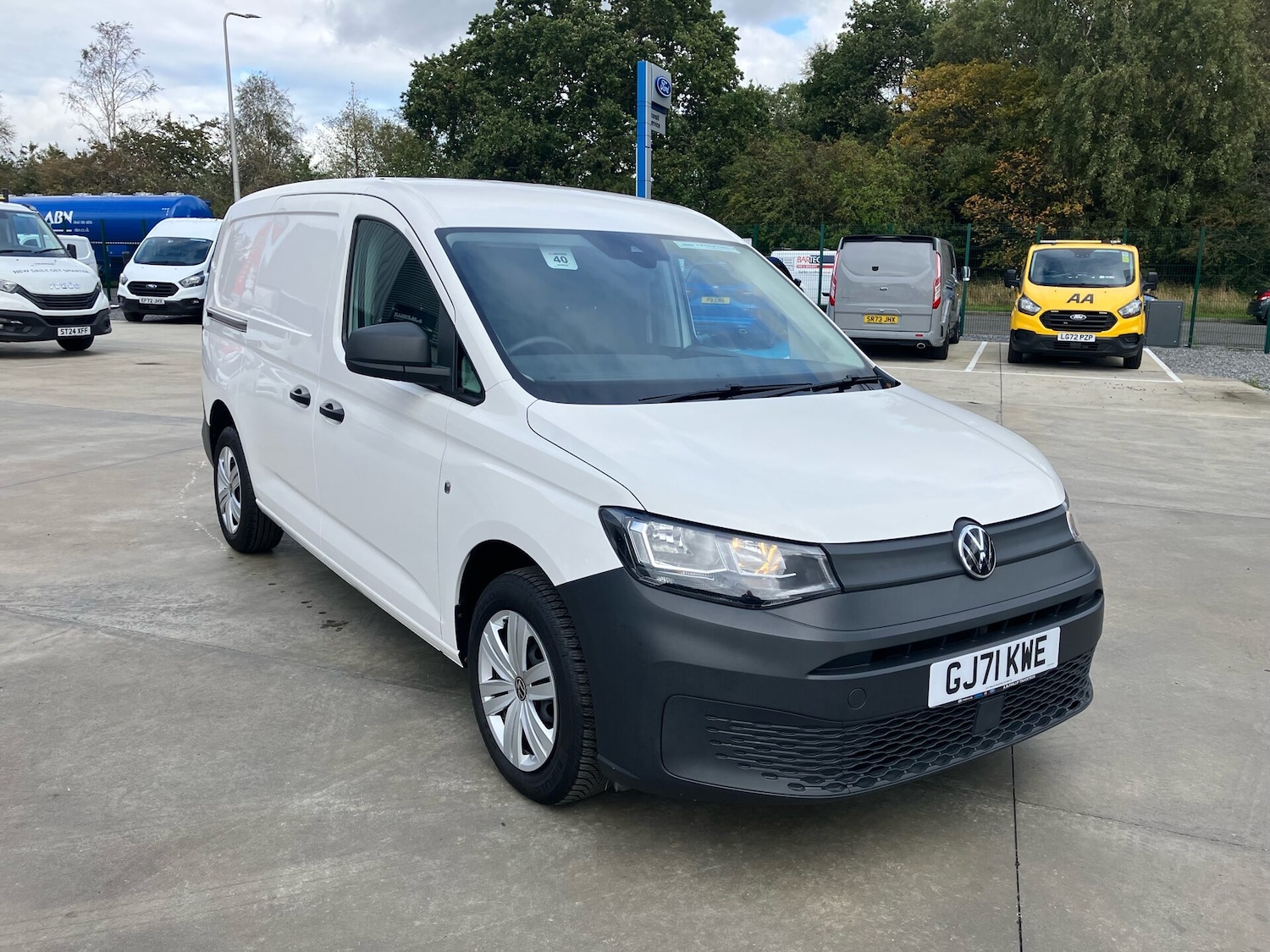 Used Volkswagen Caddy Maxi 2021 for sale - 76436306: Photo 1