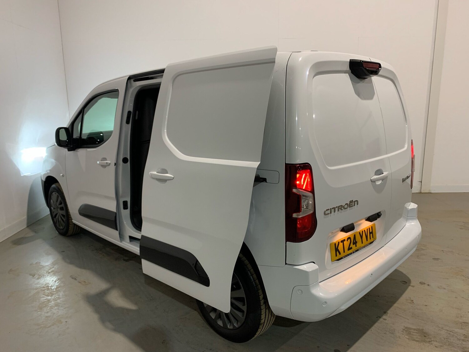 Used Citroen Berlingo 2024 for sale - 76267836: Photo 14